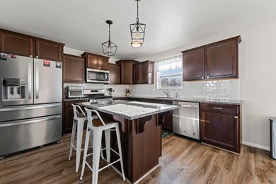 1073 Weatherstone Ln, Howell, MI 48843 - photo 4