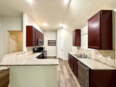 10646 Chestnut Path Way, Tomball, TX 77375 - photo 7