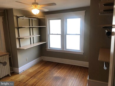 221a Kings Hwy E unit 2ND FLR, Haddonfield, NJ 08033 - photo 5