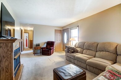 2950 W Breese Rd, Lima, OH 45806 - photo 5