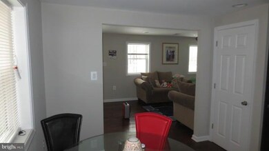 4906 Manor Dr, Oxon Hill, MD 20745 - photo 4