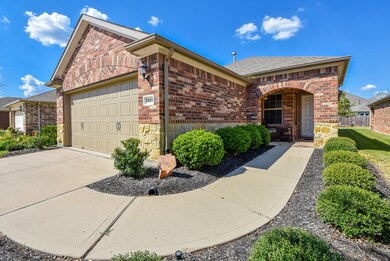 2907 Cone Flower Dr, Richmond, TX 77469 - photo 2