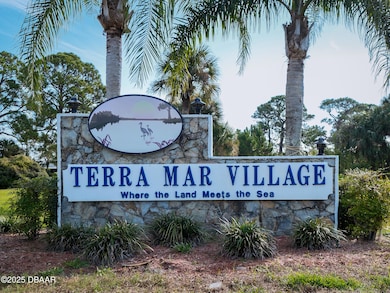 4422 Indian River Dr W, Edgewater, FL 32141 - photo 3