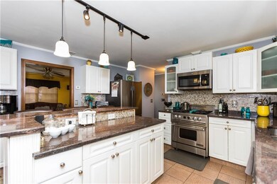 28 John F. Kennedy Cir, North Providence, RI 02904 - photo 5