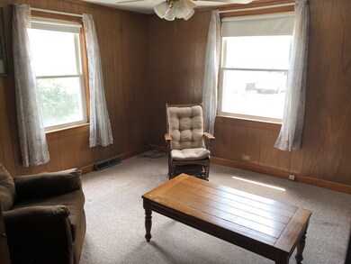 81 Railroad St, Lawrence, MA 01841 - photo 7