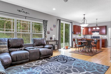 11-2630 Elderberry Dr-WindowStill-R