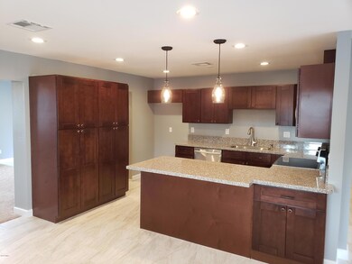 Kitchen 4.jpg