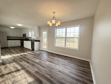 104 N Cavalcade Cir, Oak Grove, KY 42262 - photo 4