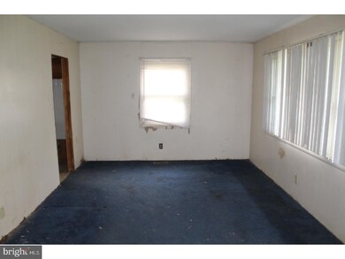 109 E North St, Clayton, NJ 08312 - photo 3