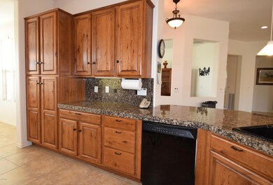 Kitchen w/ pantry 0719