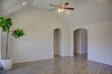 13330 E 43rd St, Broken Arrow, OK 74014 - photo 6