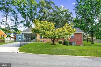 10037 Locust St, Glenn Dale, MD 20769 - photo 3