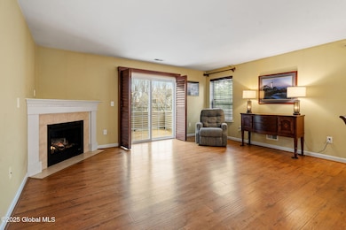 20-web-or-mls-121-annabelle-pl