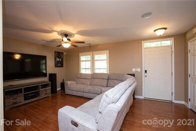 Main Level Bonus Room