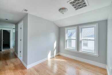 40 Creighton St unit 3, Cambridge, MA 02140 - photo 3