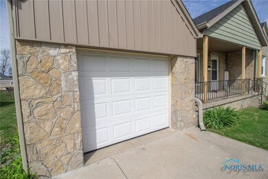 2521 102nd St, Toledo, OH 43611 - photo 5