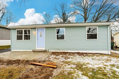 443 carolann av 006