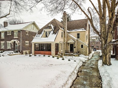 2557 E Broad St, Columbus, OH 43209 - photo 3