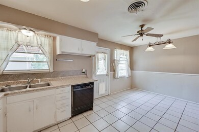 741 Oak Dr, Hurst, TX 76053 - photo 6