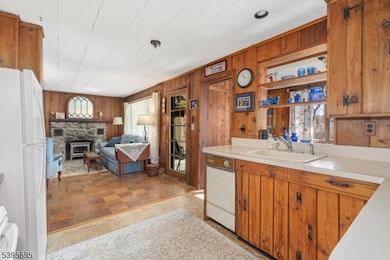 221 Fairview Ave, Newton, NJ 07860 - photo 6