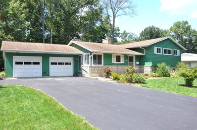 437 Hickory Dr, Marysville, OH 43040 - photo 2