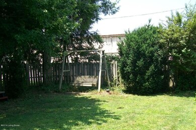 2209 manchester back yard