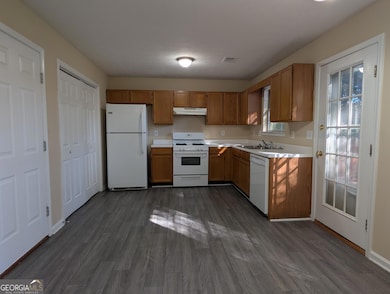 148 Lake Terrace, McDonough, GA 30253 - photo 6