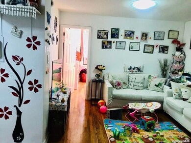 83-30 Vietor Ave unit 603, Elmhurst, NY 11373 - photo 2