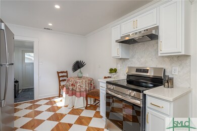131 W 51st St, Savannah, GA 31405 - photo 7