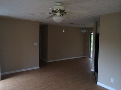 4511 Key Largo Dr, Jacksonville, FL 32218 - photo 3