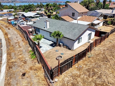 15505 Shadow Mountain Ln, Lake Elsinore, CA 92530 - photo 7