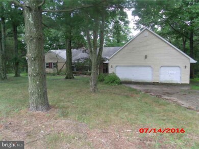 406 Pennington Titusville Rd, Titusville, NJ 08560 - photo 2