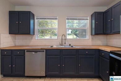 760 Vanderbilt St, Birmingham, AL 35206 - photo 3