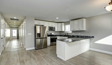 951 Whitethorne Ave, Columbus, OH 43223 - photo 6