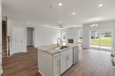 205 Palfrey Dr, Ridgeville, SC 29472 - photo 6