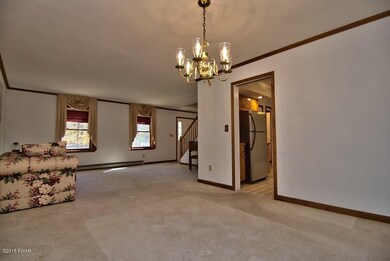 368 Renwood Ct, Hamlin, PA 18427 - photo 4