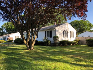 426 Strawberry Field Rd, Warwick, RI 02886 - photo 3