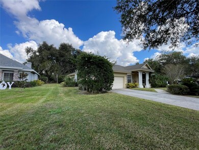 4706 Kinross Ct, Valrico, FL 33596 - photo 2