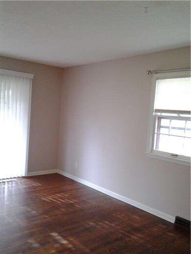 1005 NW Range St, Blue Springs, MO 64015 - photo 4