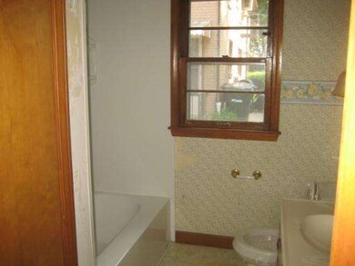 224 Westmoreland Ave, Waukegan, IL 60085 - photo 6