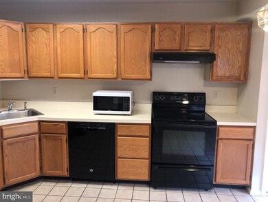 5967 Cedar Fern Ct, Columbia, MD 21044 - photo 3