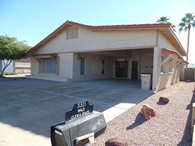 5321 E Lindstrom Ln 004