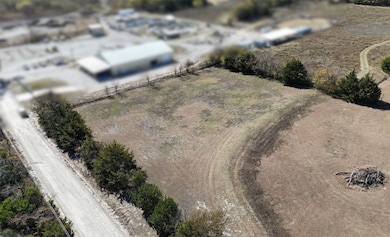 238 Spain Rd, van Alstyne, TX 75495 - photo 4