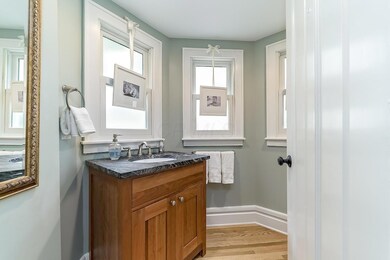 1/2 bath