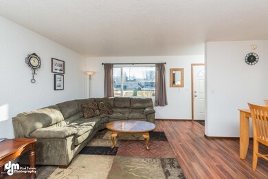 3945 Starburst Cir Anchorage-large-015-1