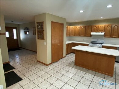Eat In Kitchen