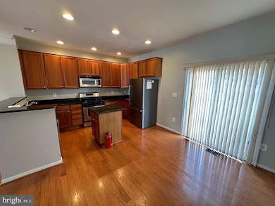 544 Mcarthur Terrace NE, Leesburg, VA 20176 - photo 7