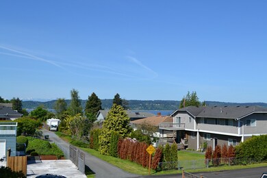 1008 3rd St, Mukilteo, WA 98275 - photo 3
