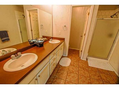 Master Bath/Spa.