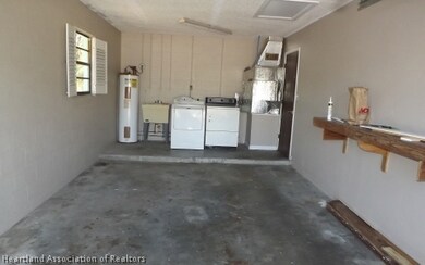 209 Washington Blvd, Lake Placid, FL 33852 - photo 5